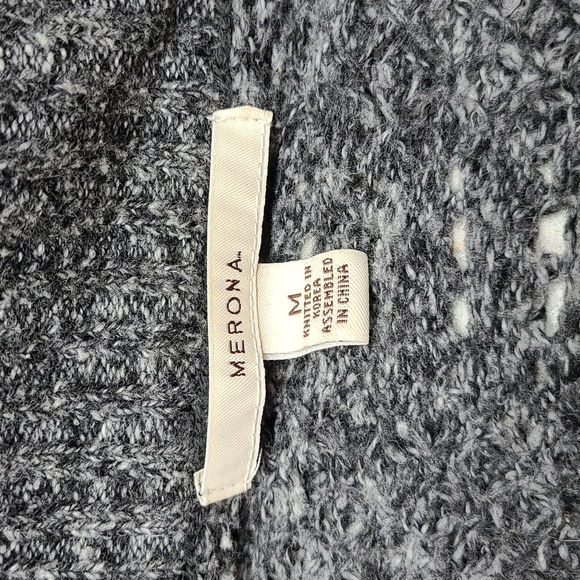 Womens sweater - Picture 2 of 3